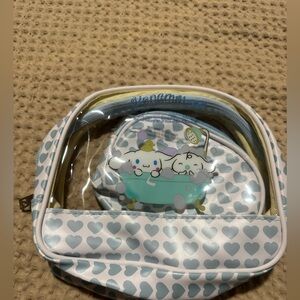 Heart Patterned Cosmetic Bag Set!